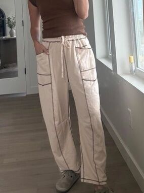 Viral Cream & Brown Wide Leg Barrel Sweatpants | Size L | NWT
